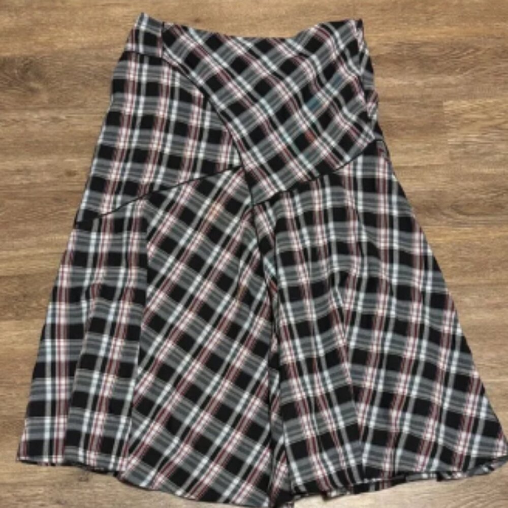 women’s vintage plaid asymmetrical flowy maxi skirt